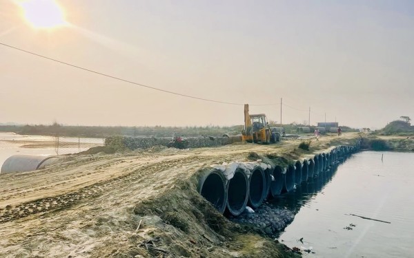 कमला नदीमा अस्थायी ‘डाइभर्सन’   