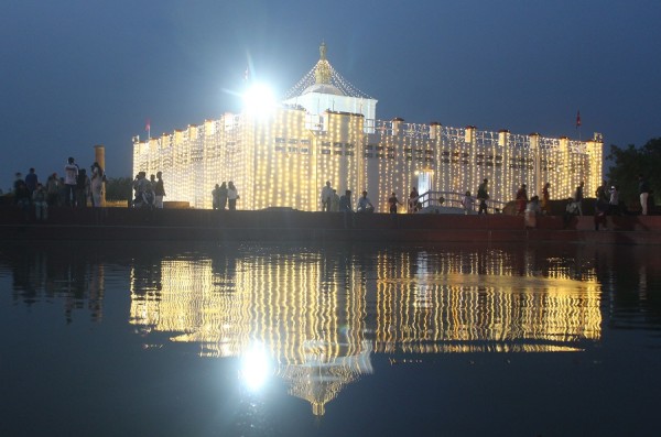 बुद्ध जयन्तीको पूर्वसन्ध्यामा लुम्बिनी झकिझकाउ   