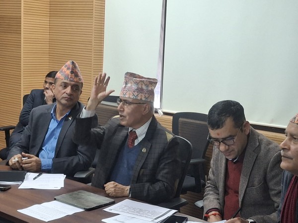 सरकारले समयमै निर्वाचन गर्नेलगायत तीन कार्यभारसहित काम गरिरहेको छ : अर्थमन्त्री खनाल