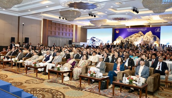 हिमाल जोगाउने सत्प्रयास : सगरमाथा संवाद