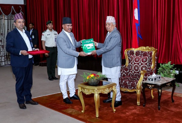 सरकारी कारोबारमा हरेक वर्ष बेरुजु बढ्दै जानु सुशासनका लागि चुनौतीपूर्णः राष्ट्रपति   