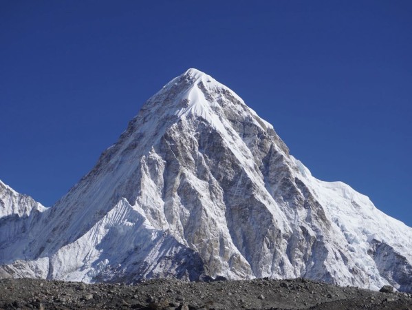 हिमाल पग्लिनुमा कसको जिम्मेवारी ?        