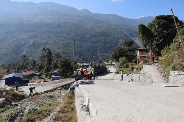 रघुगङ्गाको मौवाफाँटमा पक्की सडक निर्माण   