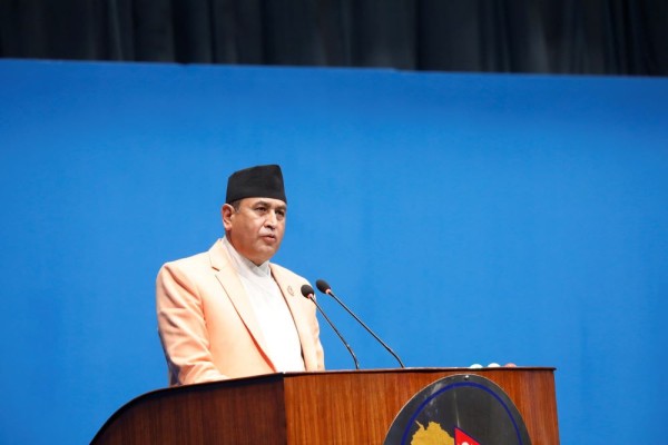 राष्ट्रपति र उपराष्ट्रपति कार्यालयमा एउटै कर्मचारी व्यवस्था गर्नुपर्ने सुझाव