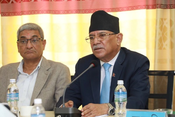 संसदीय समितिमा सर्वसम्मत पारित भएका विधेयकमाथि छेडखानी नहोस् : प्रचण्ड    