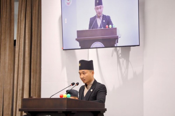 गृहमन्त्रीद्वारा तीन वटा अध्यादेश पेस    