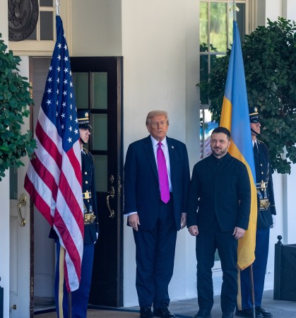 ट्रम्प र ज़ेलन्स्कीबीच भेटवार्ता : युद्ध रोक्न र शान्ति स्थापना गर्न आग्रह