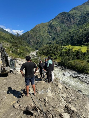 असी दिनपछि खाँदबारी-किमाथाङ्का सडक सञ्चालन   