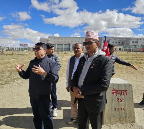 कोरोला नाका स्तरोन्नति गरी व्यवस्थित रुपमा सञ्चालन गर्न अध्यक्ष ढकालको आग्रह        