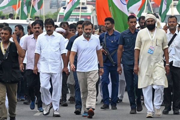 ‘हामी सबैलाई गिरफ्तार गर, विपक्षी पछि हट्दैन : राहुल गान्धी