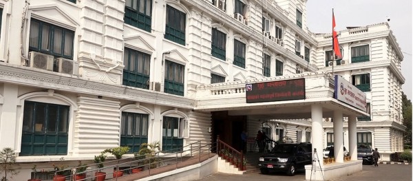 जनयुद्ध दिवसको बिदा हट्यो