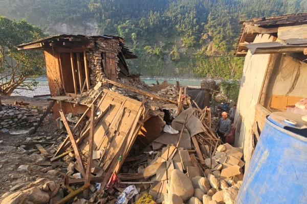 जाजरकोट र रुकुम पश्चिम शोकमा : राहतका पर्खाइमा छन् भूकम्पपीडित       