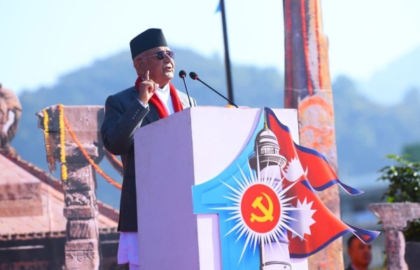 एमालेले देशलाई गलत दिशामा जान दिँदैनः अध्यक्ष ओली   