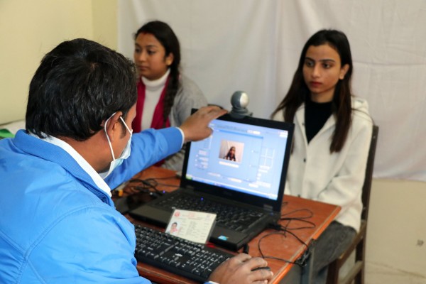 चितवनमा थपिए ९५० जना नयाँ मतदाता        