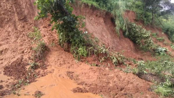बाढीपहिरामा परी २ सय २८ जनाको मृत्यु   