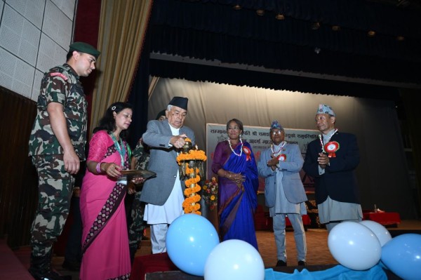 नेपालीको विकासको चाहना पूरा गर्ने शिक्षा आवश्यक : राष्ट्रपति पौडेल        