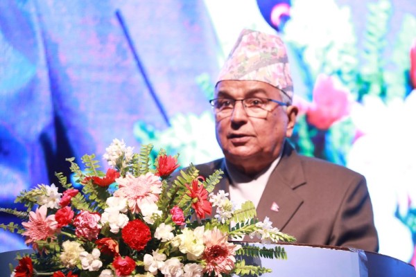 संविधानको भावनाअनुसार नागरिकको स्वास्थ्यमा समान पहुँच पुर्‍याउनु पर्छ : राष्ट्रपति पौडेल        