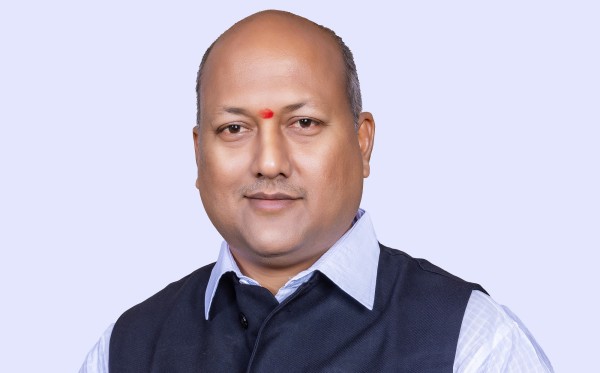 मधेस प्रदेशका मुख्यमन्त्री सिंहद्वारा राजीनामा घोषणा