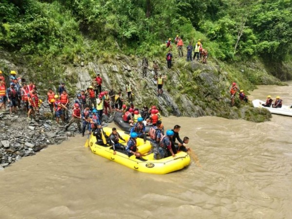 सिमलताल पहिरो अपडेट : १५ जनाको शव भेटियो, आठ जनाको सनाखत       