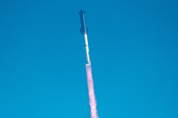 पछिल्लो कठिन परीक्षणमा स्टारसिप मेगारकेट हिन्द महासागरमा विस्फोट   