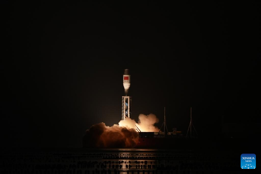 चीनद्वारा समुद्रबाट 'स्मार्ट ड्रागन–३' रकेटको सफल प्रक्षेपण   