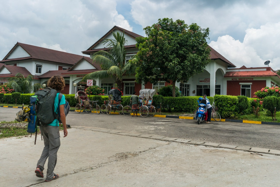 पूर्वीनाका काँकडभिट्टाबाट सात हजार ६४२ पर्यटक भित्रिए