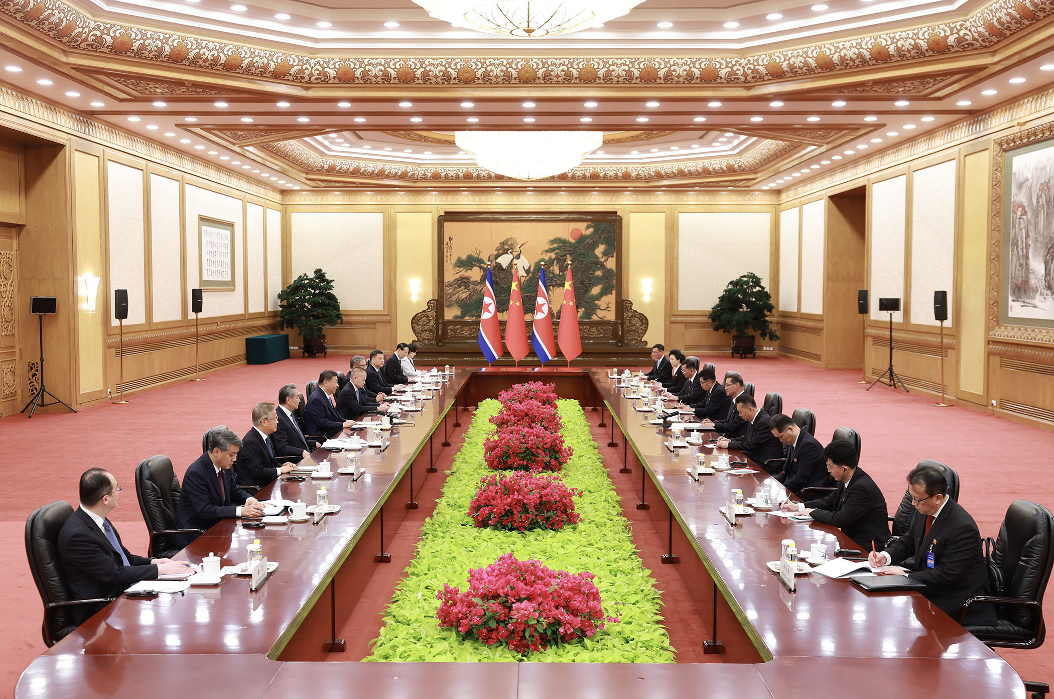 CHINA-BEIJING-XI+JINPING-PREMIER+OF+DPRK+CABINET-MEETING+(CN)+XxjpbeE000511_20260710_PEPFN0A001-1783702099.jpg