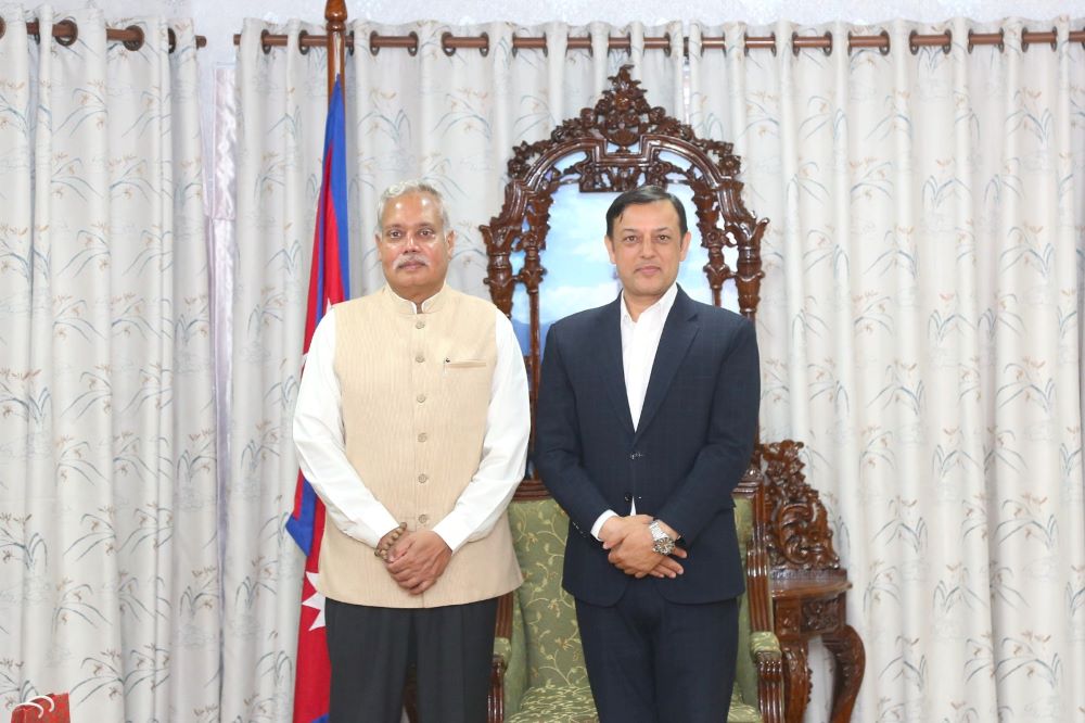 सभामुख अर्यालसँग भारतीय राजदूत श्रीवास्तवको शिष्टाचार भेट    