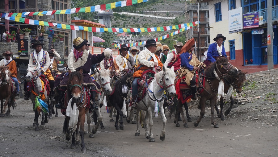 हिउँदयाम सुरु भएको खुसीयालीमा मुक्तिक्षेत्रमा ‘यार्तुङ’ आरम्भ   