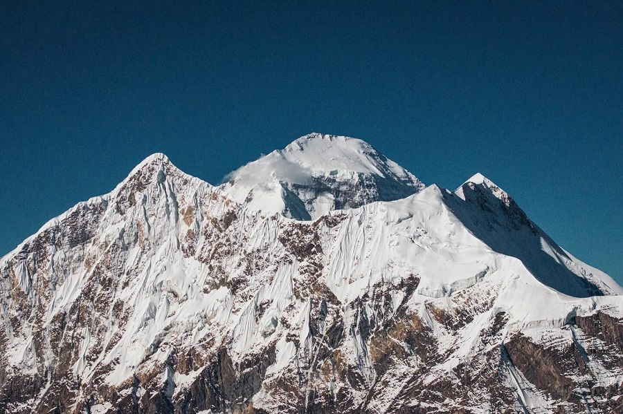 धौलागिरि हिमाल आरोहण सुरु   