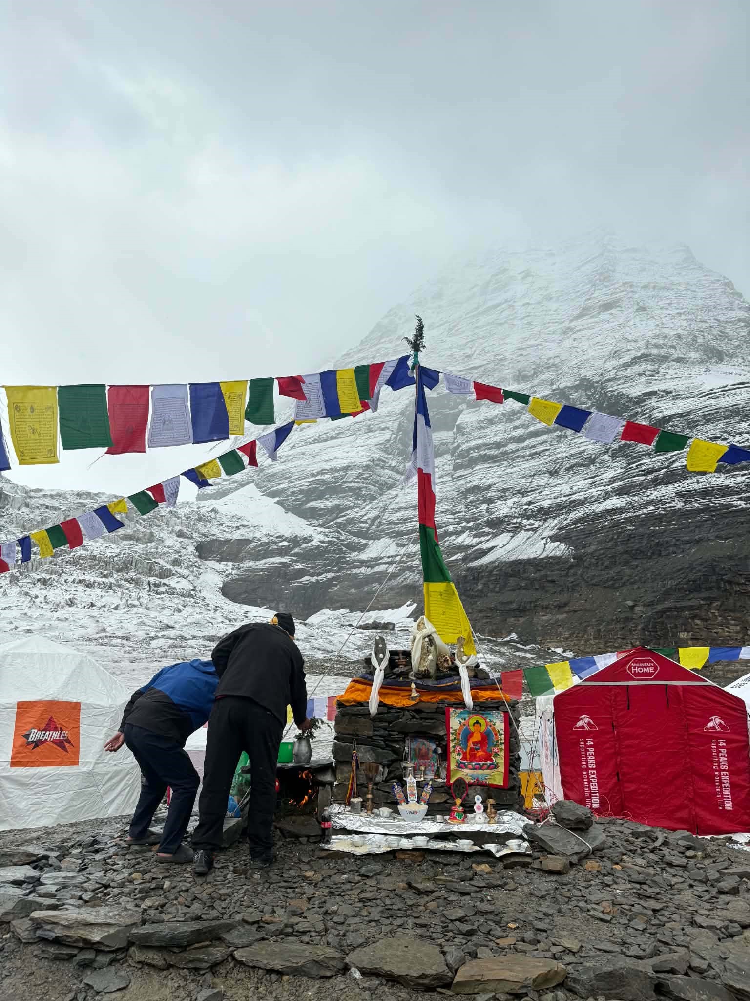 धवलागिरि हिमाल आरोहण टोली फर्कियो   