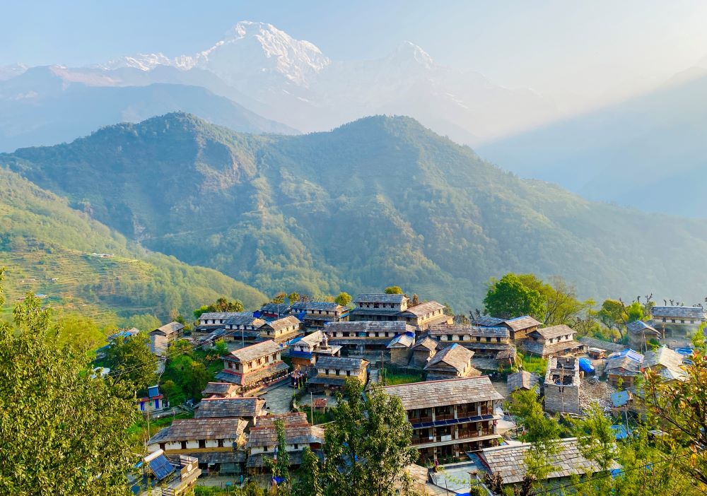 पर्यटकको मनप्रिय गन्तव्य घान्द्रुकलाई एक फन्को        