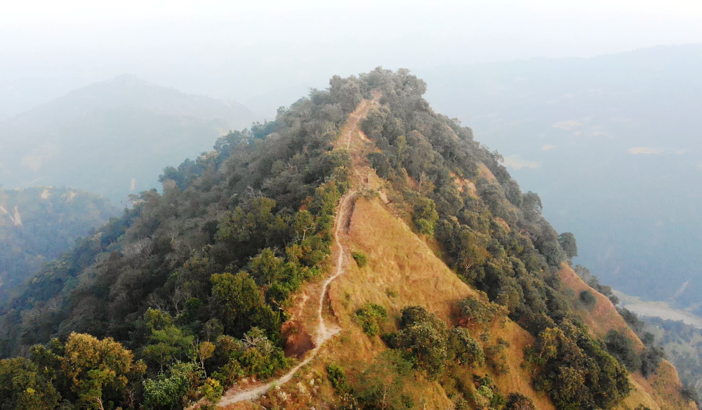 साहसिक पर्यटनको सम्भावना बोकेको घोर्ले भीर        