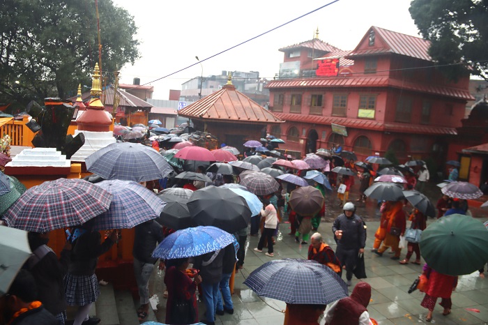 हरिबोधिनी एकादशी: नारायण मन्दिरमा भक्तजनको घुइँचो