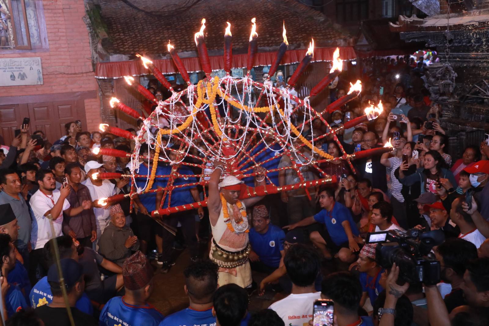 वीरेन्द्रभक्त श्रेष्ठले पाँचौँपटक जिब्रो छेड्ने   