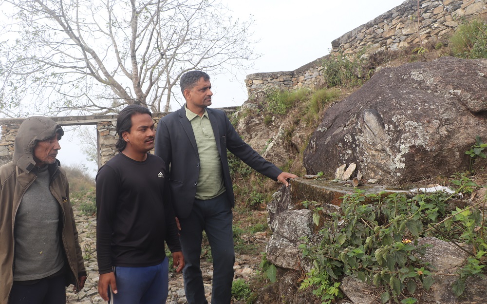 प्रचारप्रसार नहुँदा ओझेलमा भोजपुरको प्रसिद्ध ‘शिला सुत्केरी’   