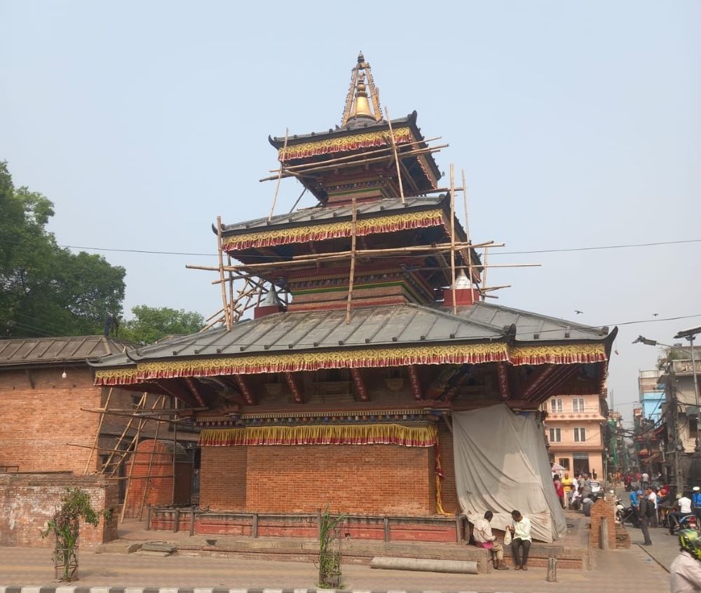 पशुपति क्षेत्रस्थित जयवागेश्वरीको ‘कलेवर’ फेरिँदै    