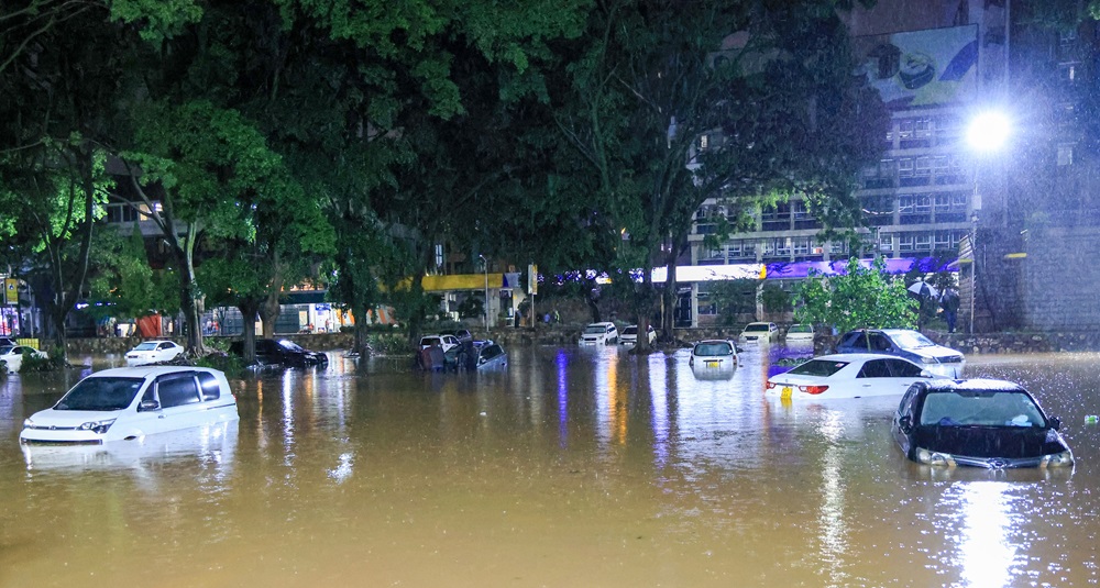 नैरोबीमा वर्षा र बाढीः ८ जनाको मृत्यु   