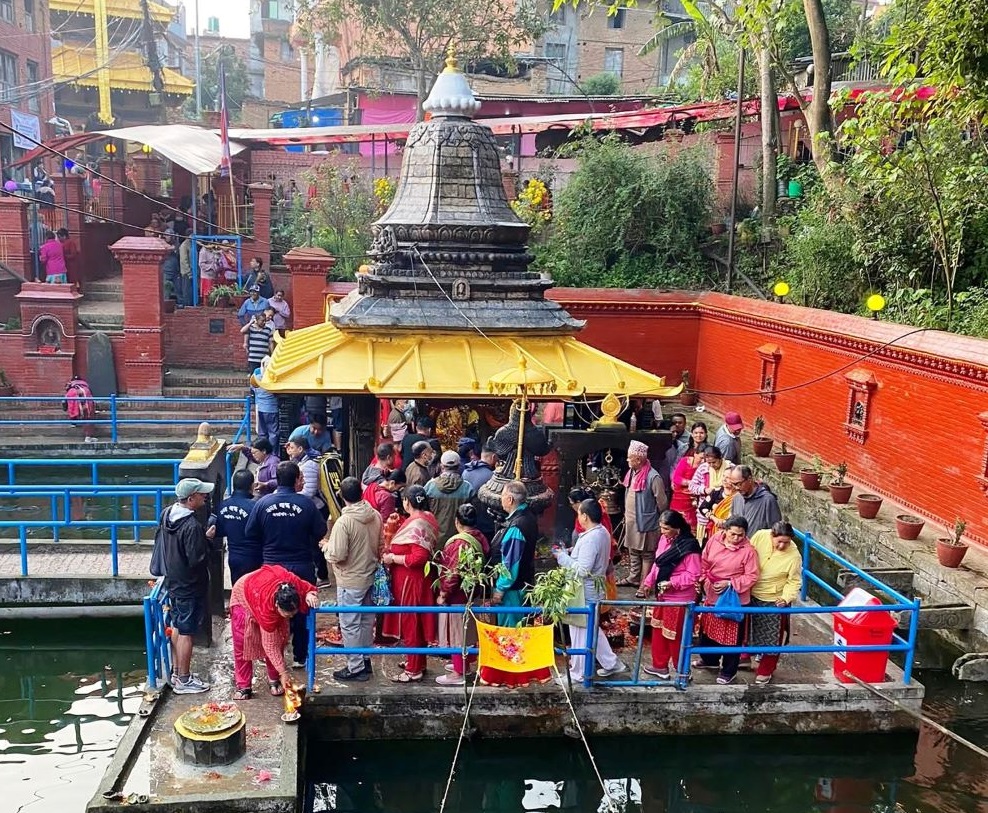 मत्स्यनारायणमा भक्तजनको घुइँचो    