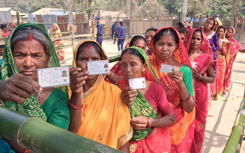 पूर्वी नेपालमा शान्तिपूर्ण रुपमा मतदान हुँदै
