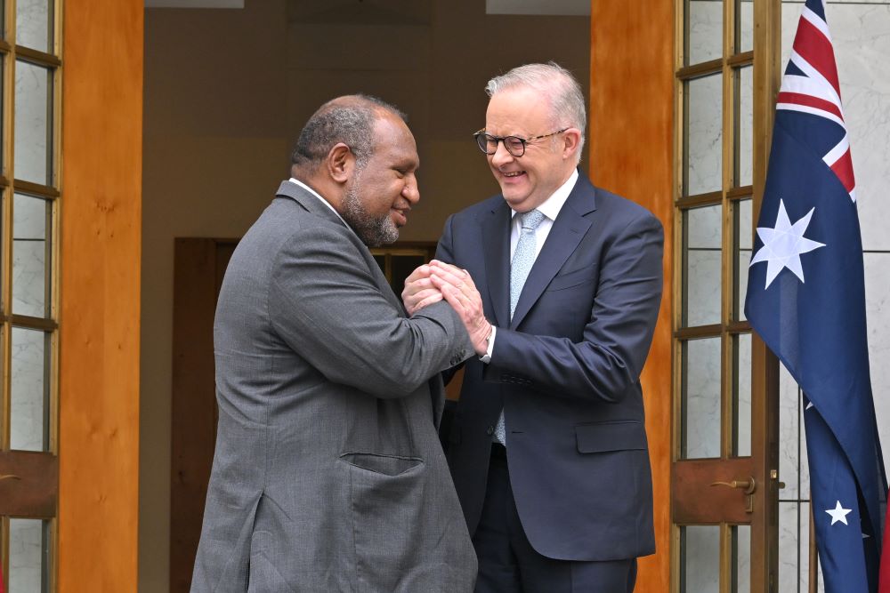 अस्ट्रेलिया-पपुवा न्युगिनीबीच ऐतिहासिक रक्षा सन्धि, चीन असन्तुष्ट        