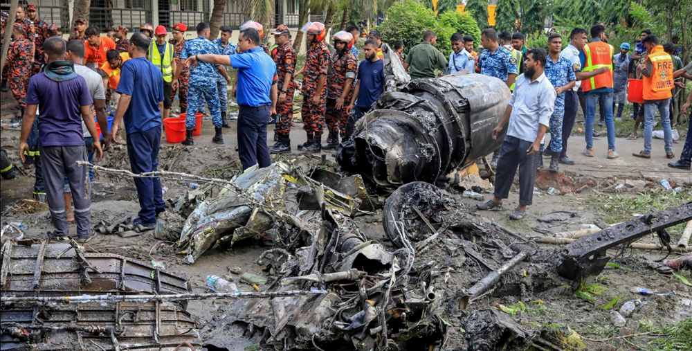स्कुलमा विमान दुर्घटना, २७ जनाको मृत्यु, बंगलादेशमा शोक        