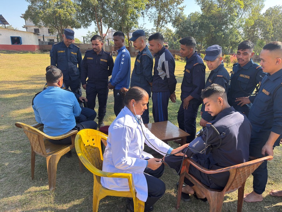 ‘प्रहरी युनिटसँग प्रहरी अस्पताल’ कार्यक्रम   