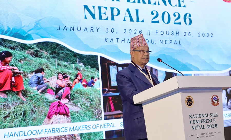 रेशमखेतीको बिस्तारबाट अर्थतन्त्रमा सुधार ल्याउन सकिन्छः मन्त्री परियार   