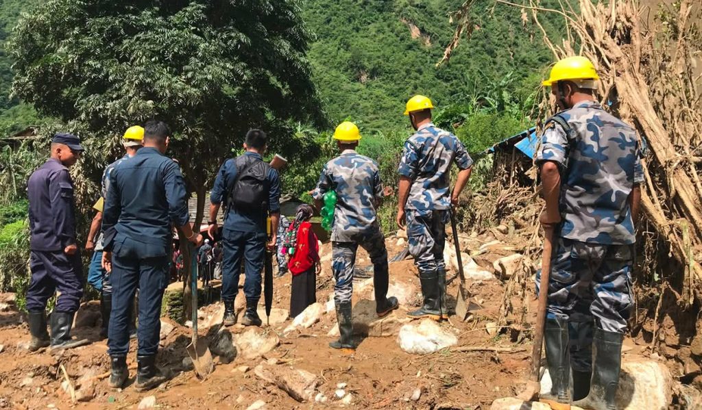 रोल्पा पहिरोमा मृत्यु हुनेको संख्या १० पुग्यो, दुई जना अझै बेपत्ता