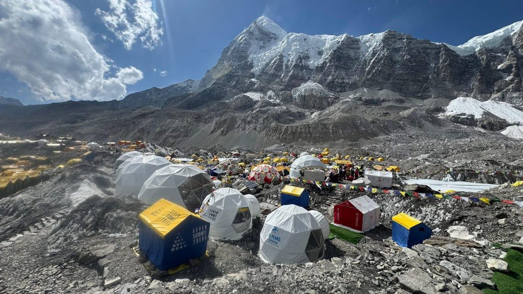 रातमा बस्नेगरी सगरमाथा आधारशिविरको ‘प्याकेज’ बेचे कारबाही    