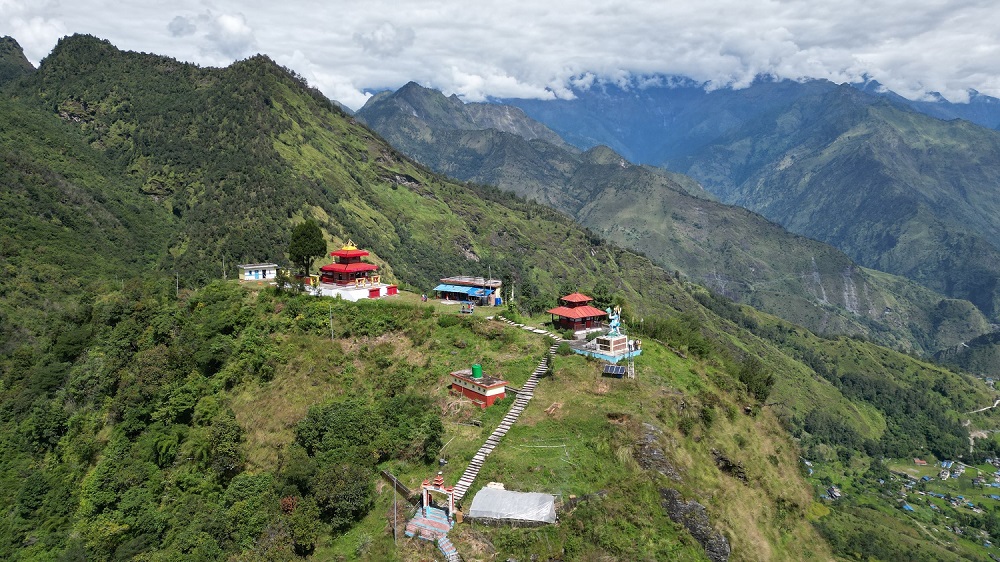 चन्दा सहयोग जुटाएर ऐतिहासिक मन्दिर पुनर्निर्माण  