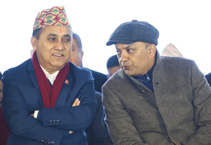 कांग्रेस विभाजन हुन्न : महामन्त्रीद्वय थापा र शर्मा