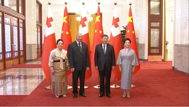 राष्ट्रपति सी र राजा टुपोउबीच भेटवार्ता 