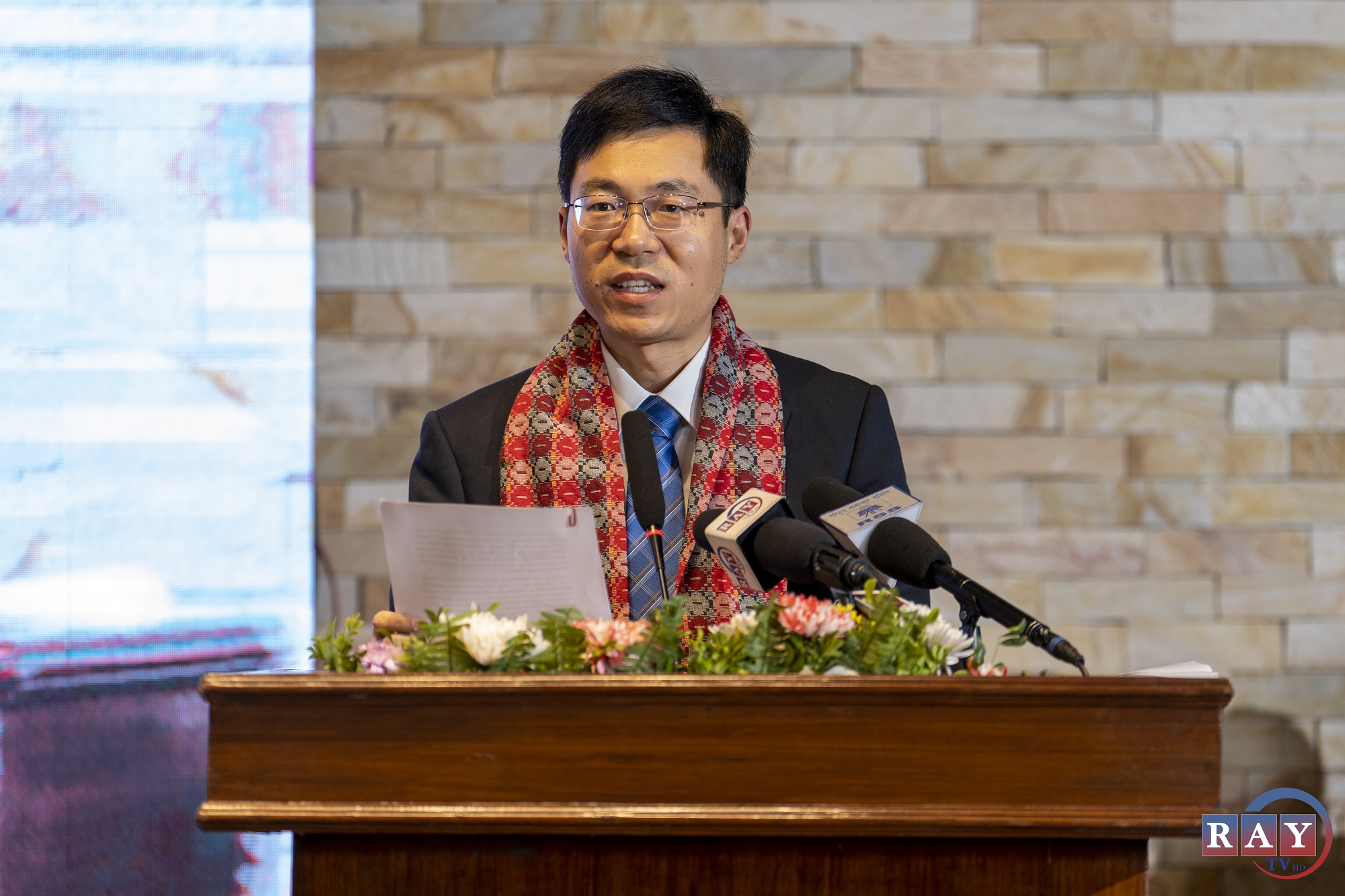 चीन नेपालसँग विकासका अवसरहरू बाँड्न तयार छ : काउन्सिलर  चौ फान